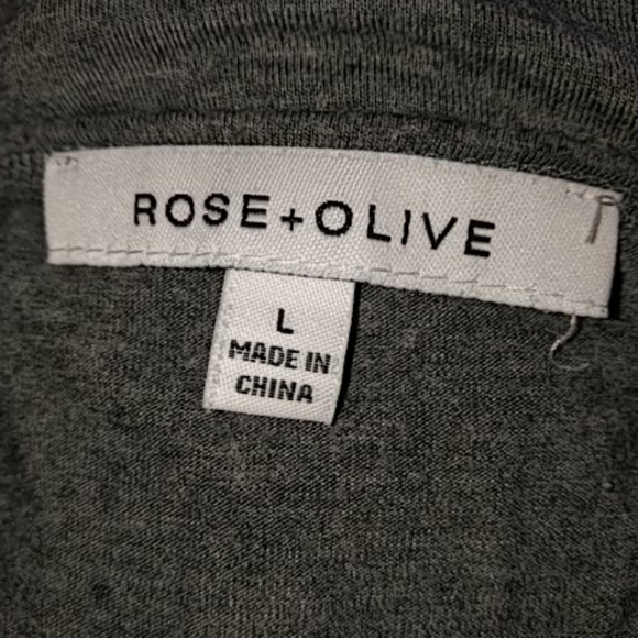 Rose & Olive GOLD Bar Embellished Shoulder Top L - Picture 5 of 5